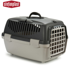 PLASTIC CAT TRANSPORTER GREY