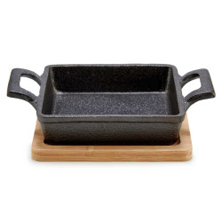 SMALL SQUARE CAST IRON PAN W/BAMBOO TRAY