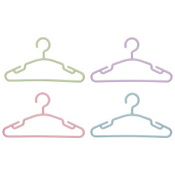 SET 6 CINTRES POUR ENFANTS ASRT 4 COULEURS PASTEL