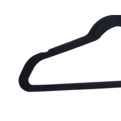 SET 6 BLACK FLOCKED HANGERS