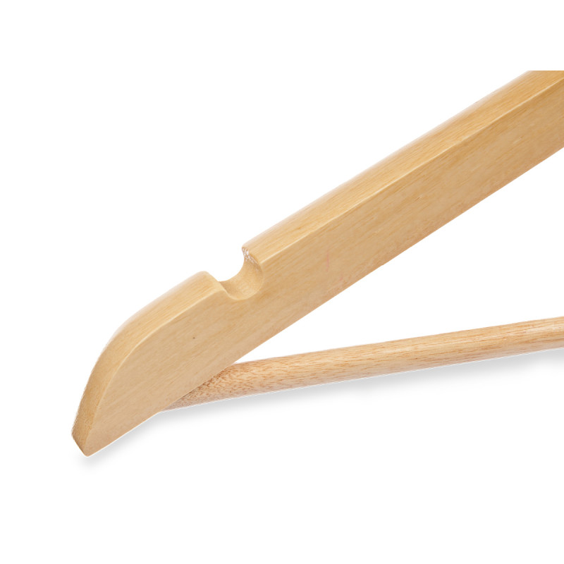SET 8 WOODEN NATURAL HANGERS