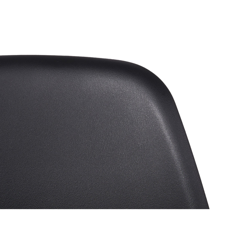 BLACK CHAIR