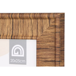 STRIPED PHOTO FRAME 15X20 ASSORTED 4
