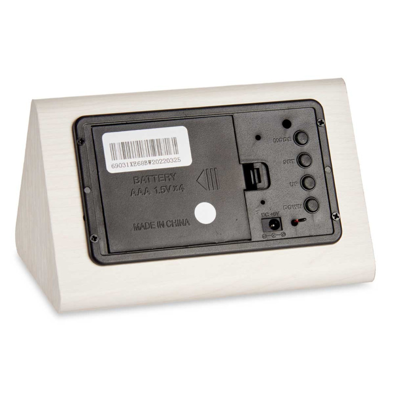 WHITE DIGITAL CLOCK 