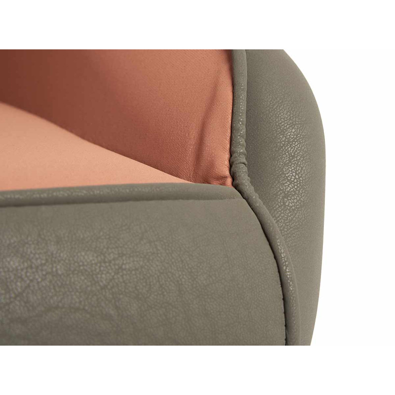 POLTRONA ROSA ENCOSTO ÀS RISCAS BORDA CINZENTA