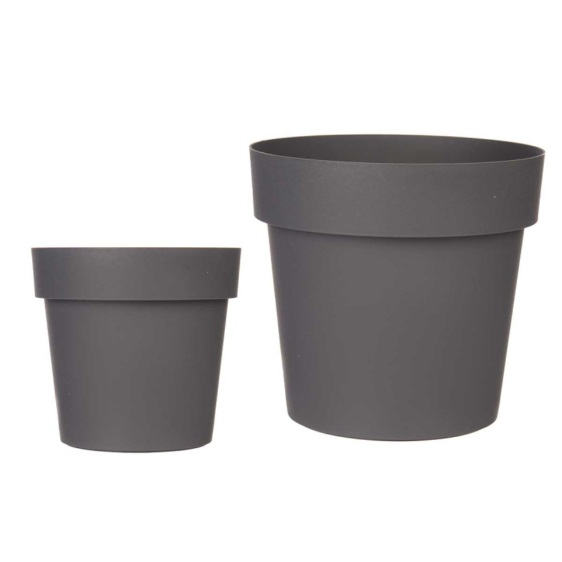 PLASTIC POT GREY 18CM DIAM