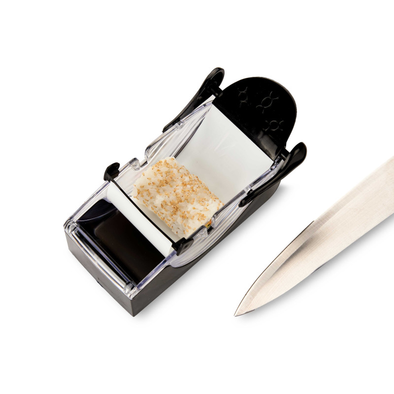 SUSHI ROLLING MACHINE