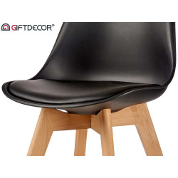 SEDIA PLASTICA CON PIEDI LEGNO NERO