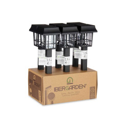 SOLAR GARDEN LIGHT PLASTIC SQUARE BLACK