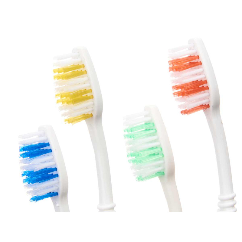 SET 4 CEPILLOS DIENTES FUNDA